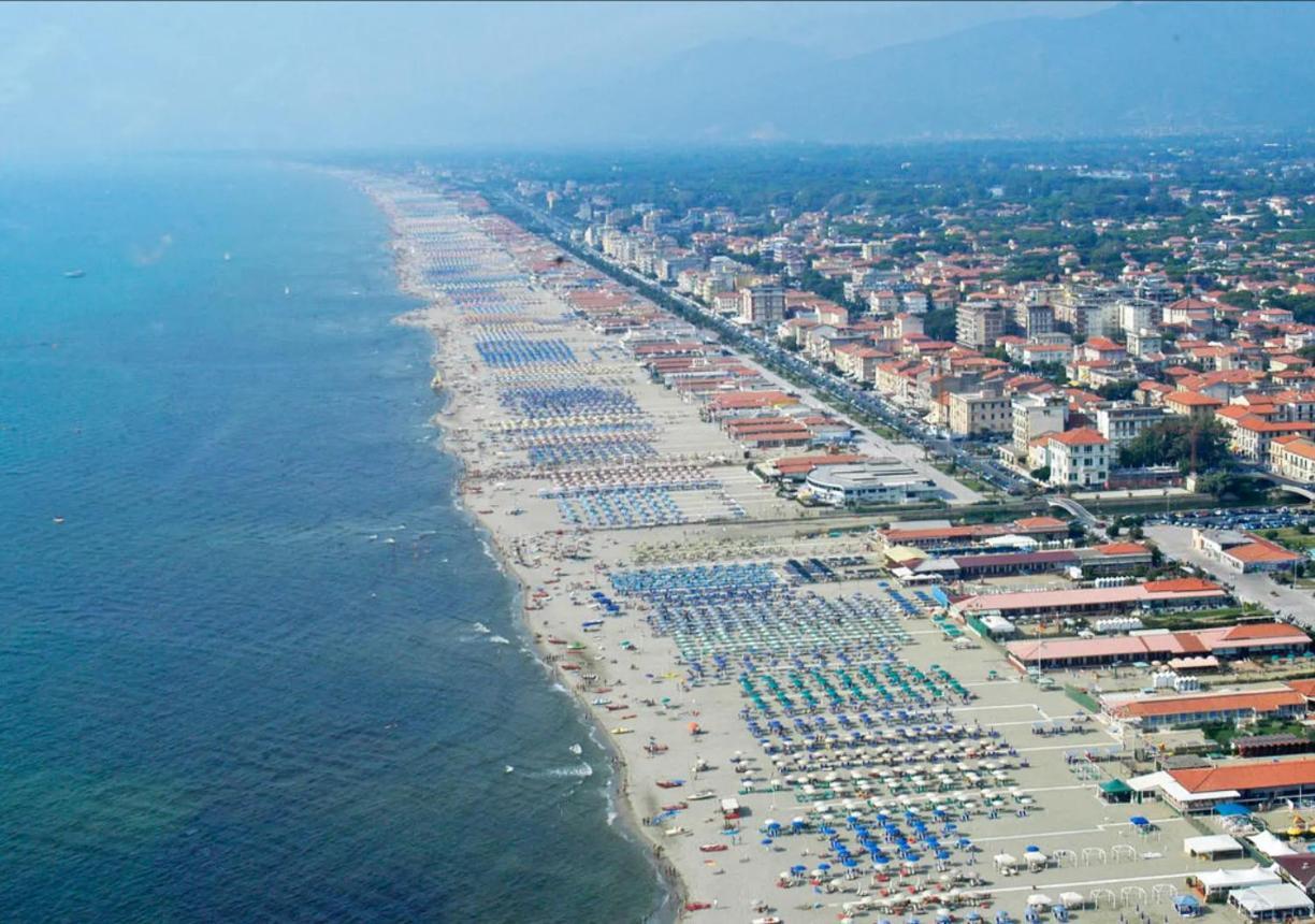Appartamento Orizzonte Viareggio Exterior foto